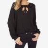 Best Pirce 💯 Michael Lauren Oswald Raglan W/ Peace Out in Black - 👩 women ❤️